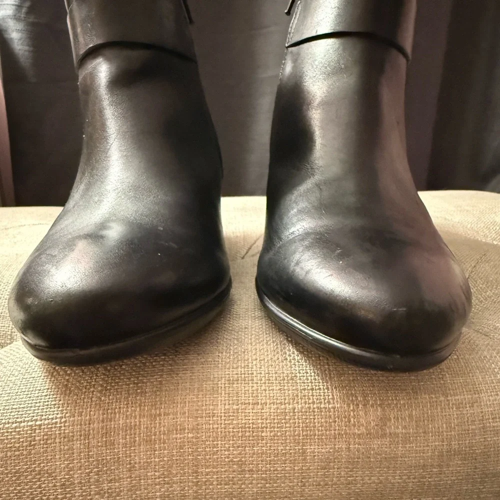 ECCO Black Leather Ankle Booties Side Zip Comfort Heel Size 40 (US 9–9.5) - Picture 8 of 13